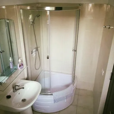 Pensión Pensiunea Smarald 3*